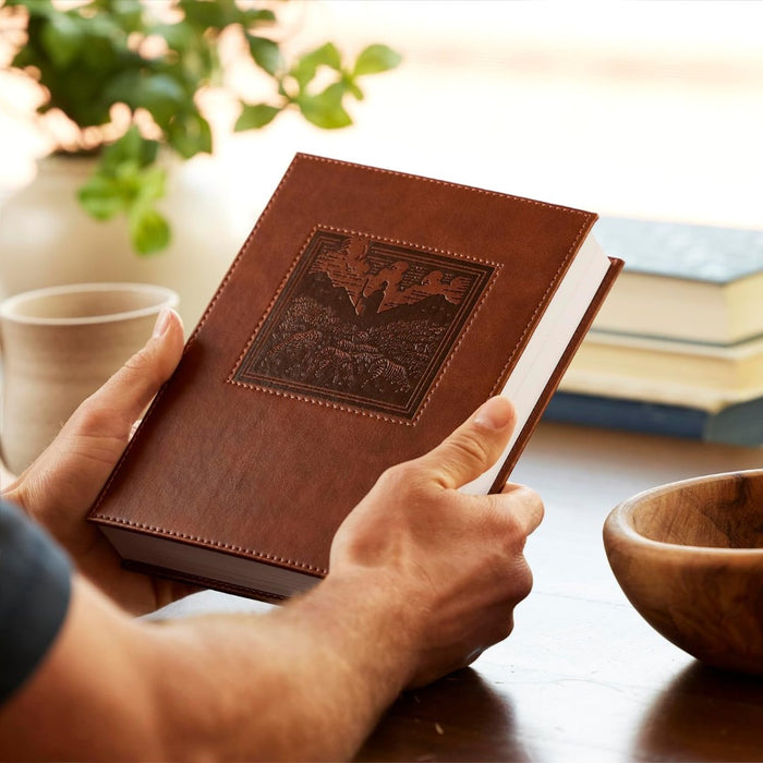 NKJV New Testament, Tracing Edition, Brown