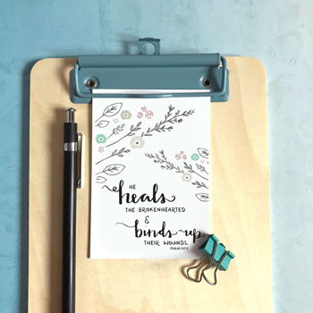 He Heals The Brokenhearted - Mini Card — Aslan Christian Books